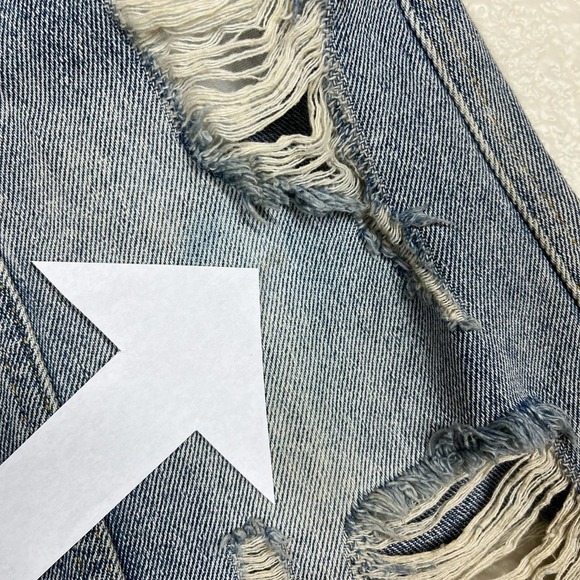 🔴 5 for $25! Free People Denim Mini Skirt Distressed Button Front Size 2 - Picture 7 of 11